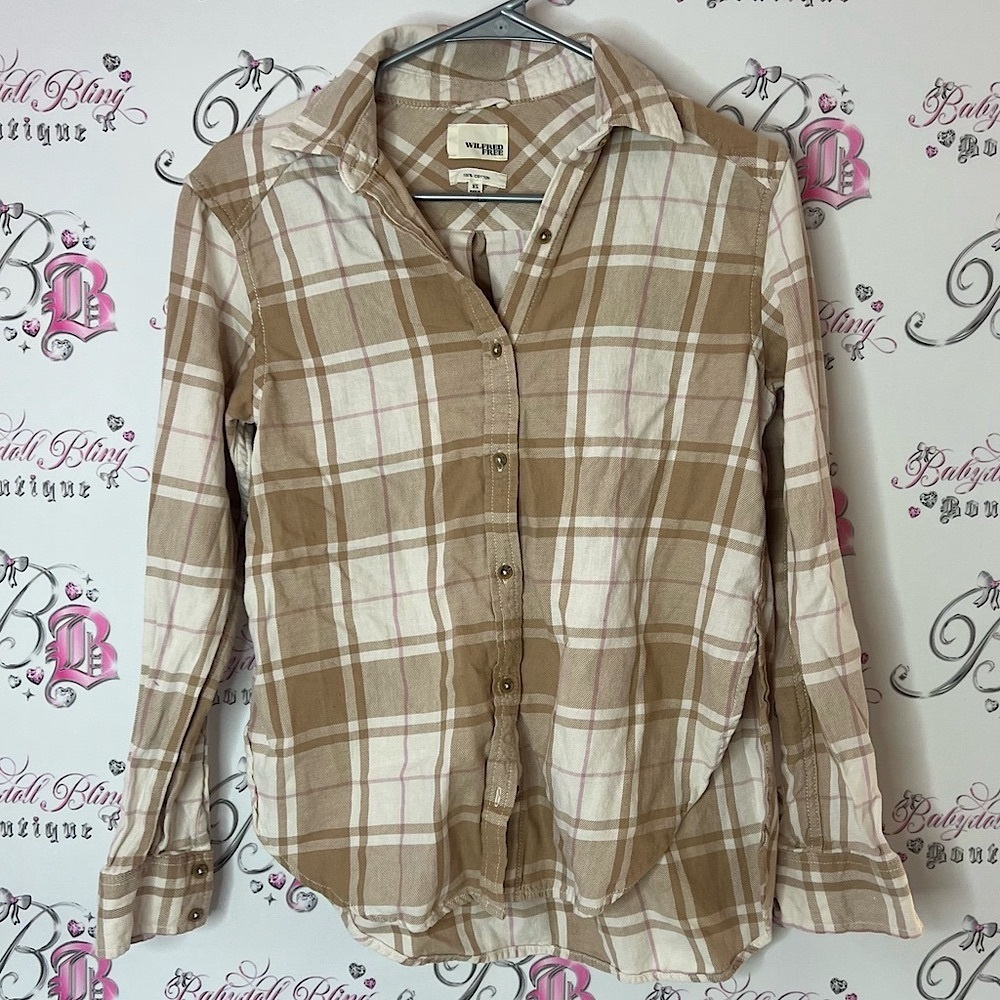 Wilfred button down Tan and White Plaid Casual Shirt button up aritzia top